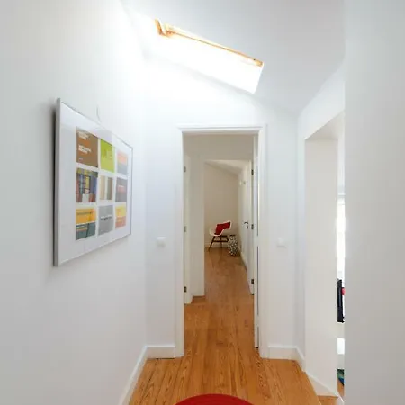 Timeless At The Heart Of The Village Ii *