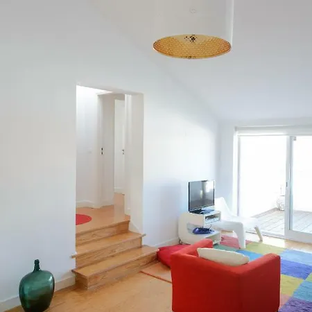 Timeless At The Heart Of The Village Ii *