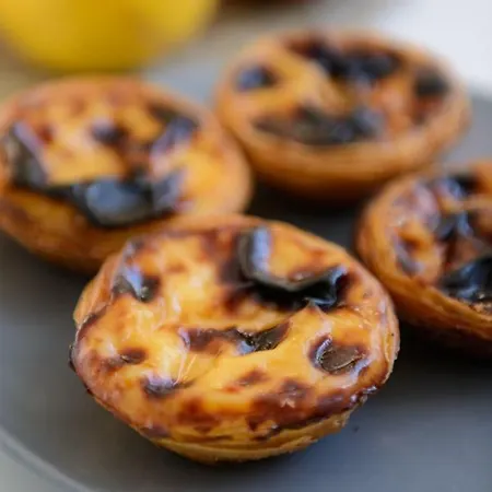 Timeless At The Heart Of The Village Ii *