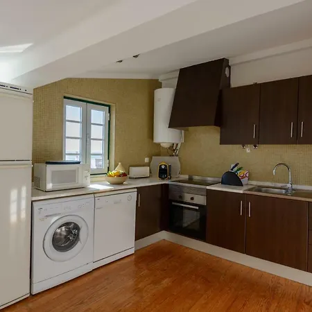 Timeless At The Heart Of The Village Ii Apartmán