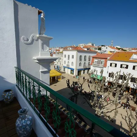 Timeless At The Heart Of The Village Ii Apartament
