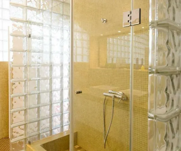 公寓 Timeless At The Heart Of The Village Ii