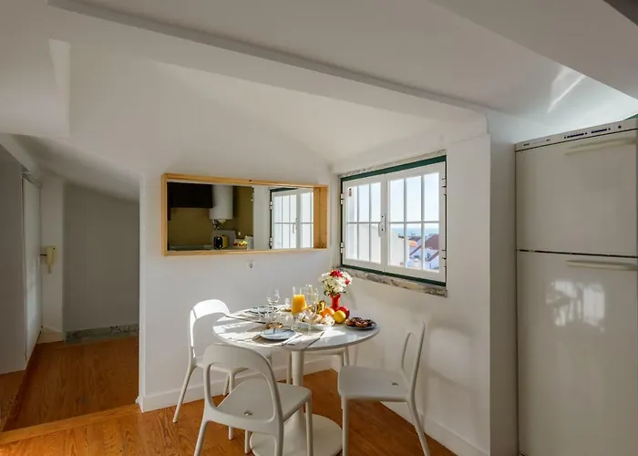 Timeless At The Heart Of The Village Ii * 埃里塞拉